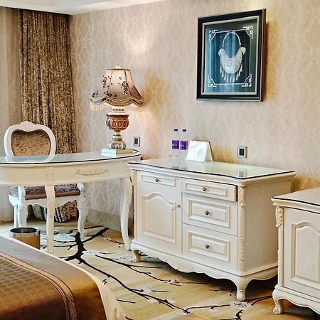 Grand Bravo Guilin Hotel Buitenkant foto