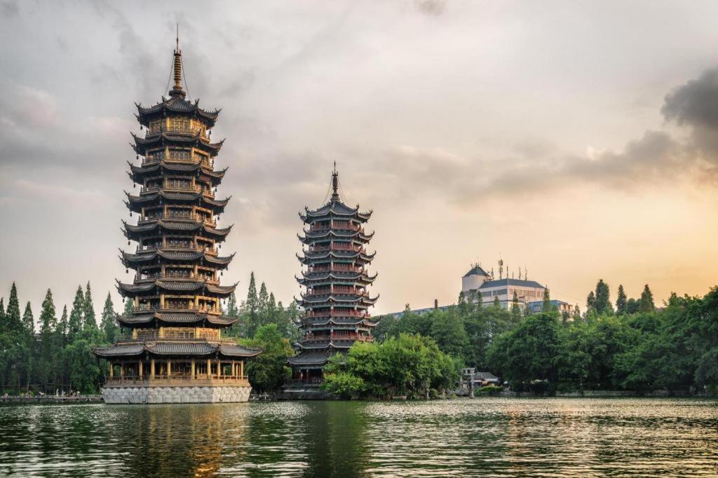 Grand Bravo Guilin Hotel Buitenkant foto