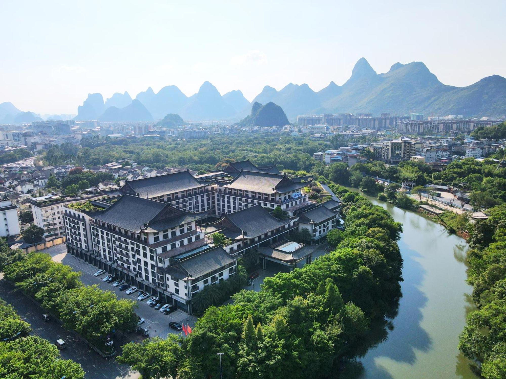 Grand Bravo Guilin Hotel Buitenkant foto